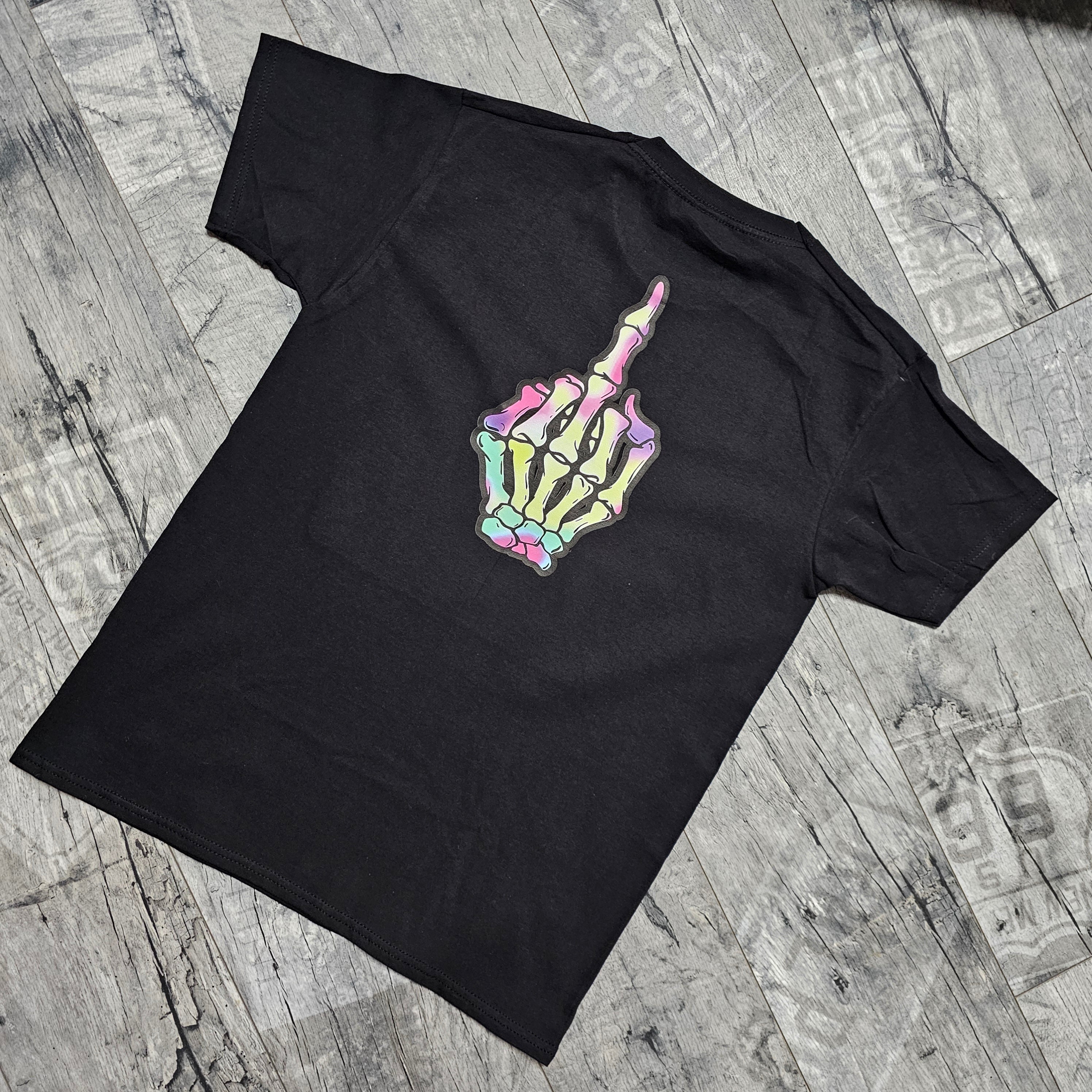 T-Shirt Mittelfinger